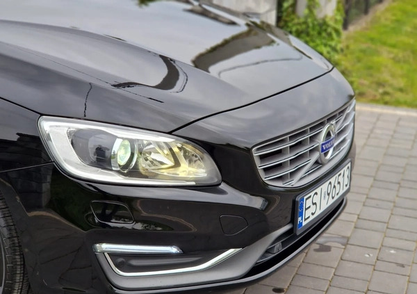 Volvo V60 cena 67499 przebieg: 100000, rok produkcji 2016 z Błaszki małe 497